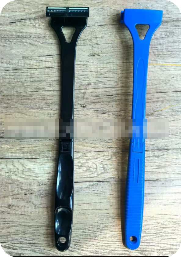 Men's Back Shaver — Foldable Three-Head Blade